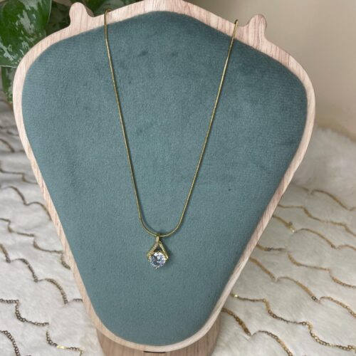 Diamond Shape Crystal Pendant Necklace