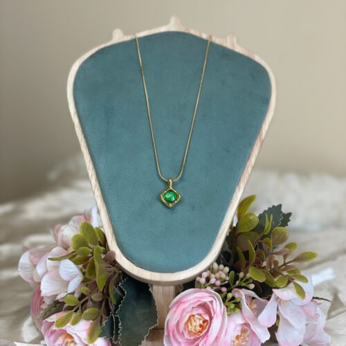 Vintage Green Stone Trapezium Pendant Necklace