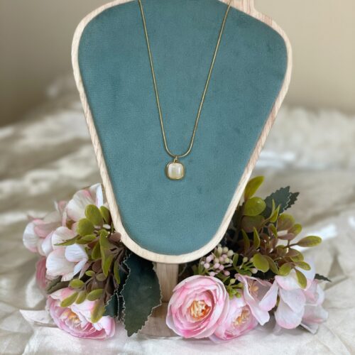 Luminous Square Stone Necklace