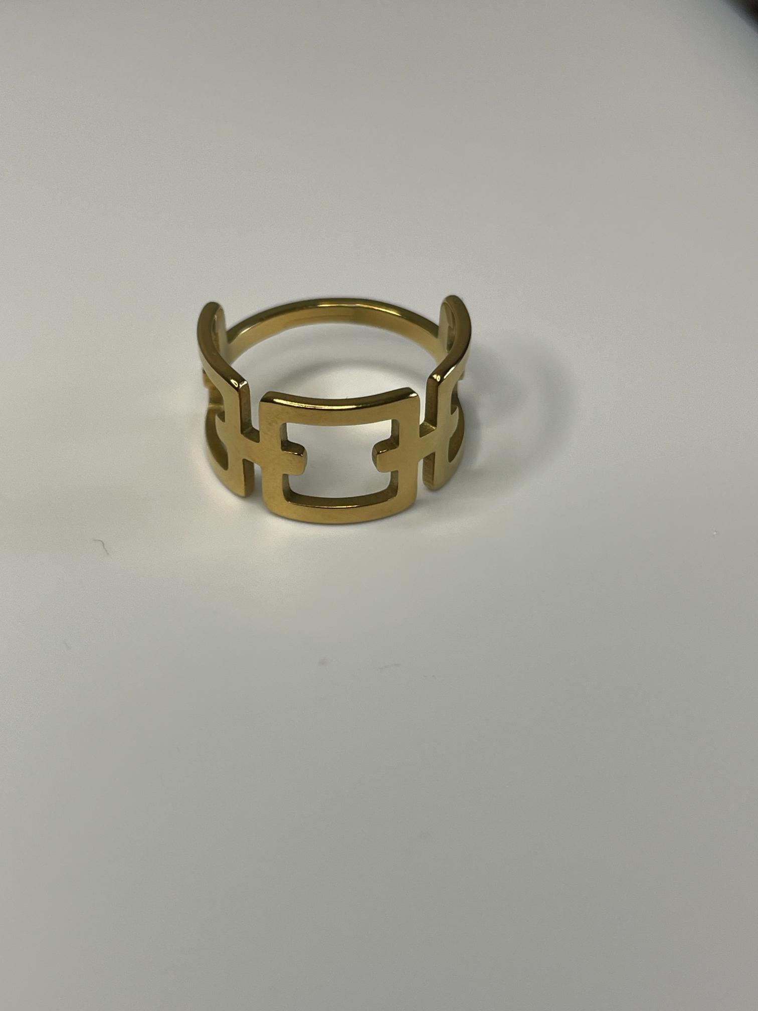 Golden Geometric Link Ring