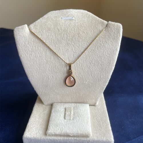 Peach Monalisa Stone Oval Pendant Necklace
